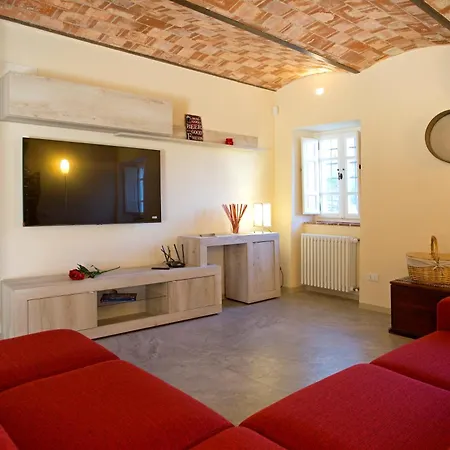 Villa Cima Delle Poiane, Stunning View Lucca